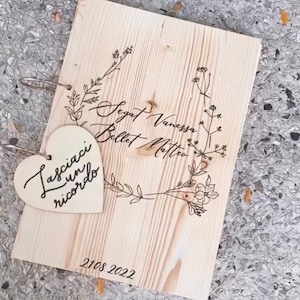 Guest book in legno "Erbe di campo" con iniziali e data / Album con scritta calligrafica personalizzabile