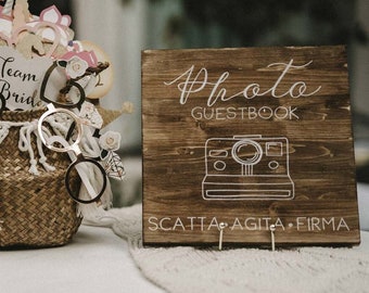 Targa "Polaroid Guestbook" personalizzabile / Cartello decorativo in legno con scritta calligrafica / Decorazione allestimento area foto