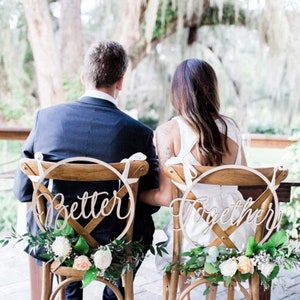Coppia di targhe "Better Together" per le sedie degli sposi / Scritte in legno personalizzabili / Decorazioni sedie matrimonio e cerimonia