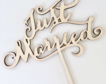 Topper Per Torta Nuziale Just Married In Legno Rustico Con Ghirlanda - Decorazione Vintage Per Matrimonio Campestre
