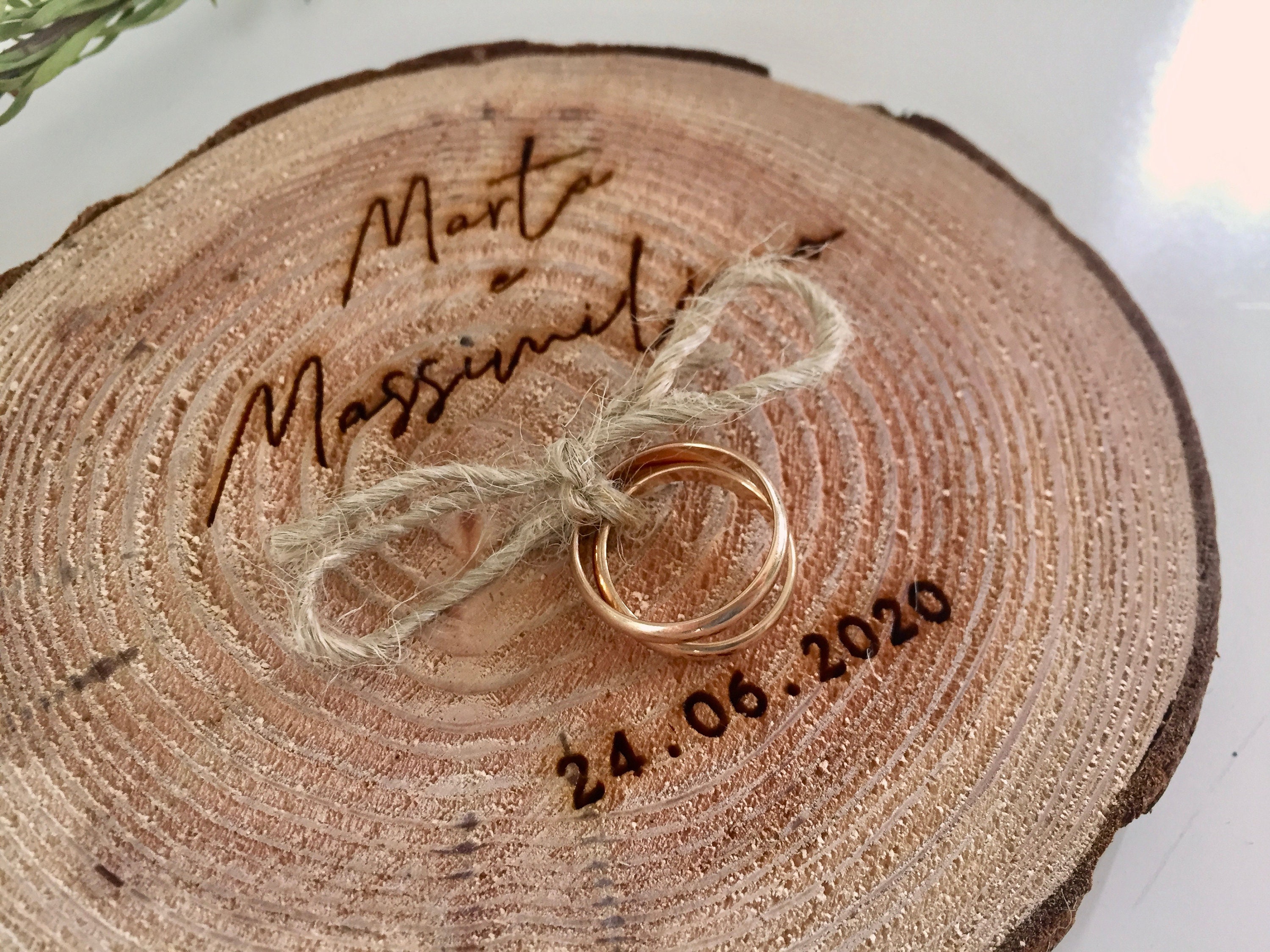 Wooden Rings Holder With Engraved Script / Custom Ring Holder Etsy UK