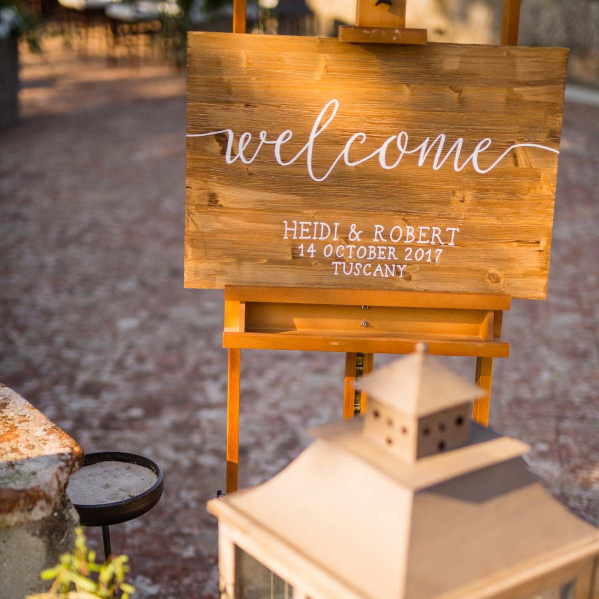 Cartello In Legno Welcome To Our Forever – Rustico, 45,7x30,5 Cm, Con Fori Per Sospensione - 2