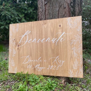 Wedding welcome sign with personalized text and decor / Calligraphic wooden sign / Custom old rustic wood wedding decor