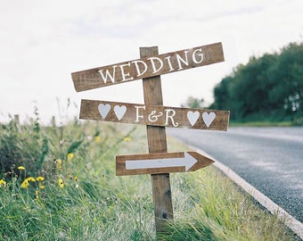 Set of 3 wooden wedding signs / Custom calligraphic old rustic wood sign / Wooden arrow