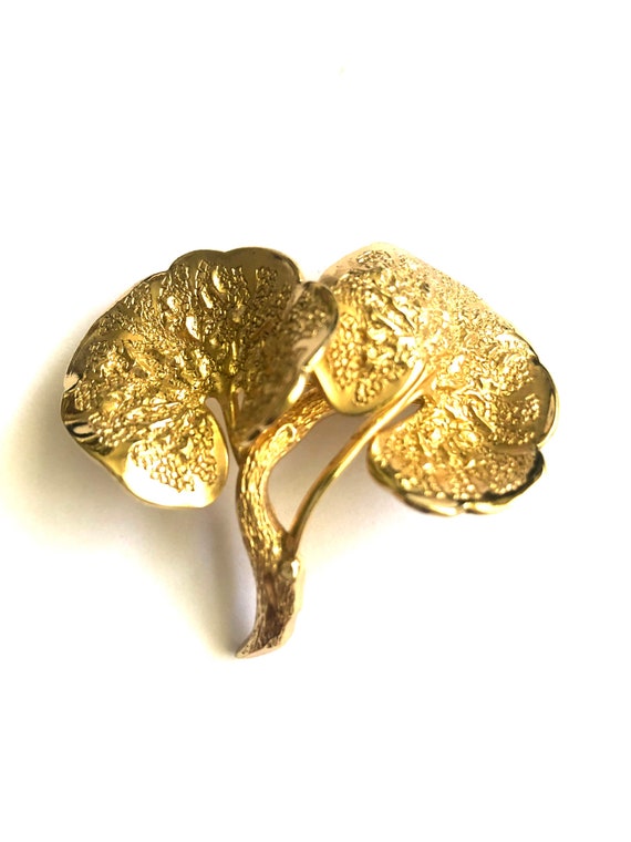 Grosse 1966 Stamped Vintage Leaf Goldtone Pin Bro… - image 1