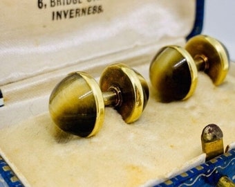 Art Deco Cat’s Eye Chrysoberyl Cufflinks by Sansbury & Nellis, barbell or spool cuff links