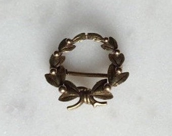 Lorbeerkranz Brosche, Anstecknadel, Charm Brosche aus 585 Gelb- und Rotgold