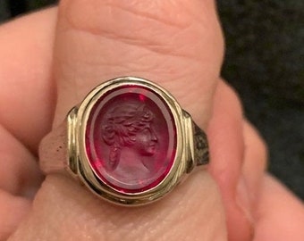 Art Deco ruby cameo signet ring, 18k white gold, size 4.75