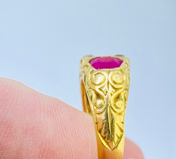 Victorian three stone ruby ring with diamond acce… - image 2