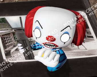 18x12 inch Glossy Poster Print Stephen King's It: Pennywise the Clown - Tim Curry Horror Funko Pop Action Figure Movie Scene Toy Photography