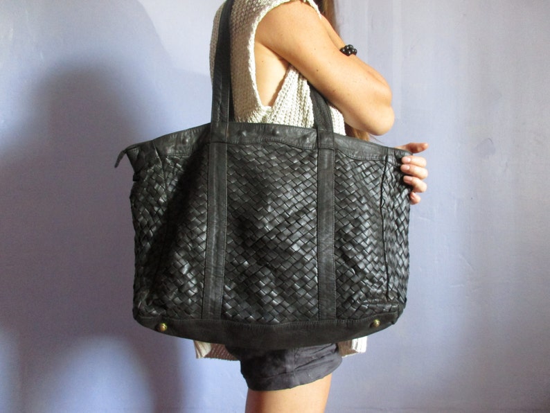 Grand sac caba en cuir tress?� noir | Etsy