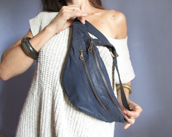 sac banane en cuir bleu