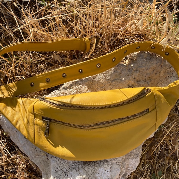 Sac banane bandoulière jaune en cuir festival