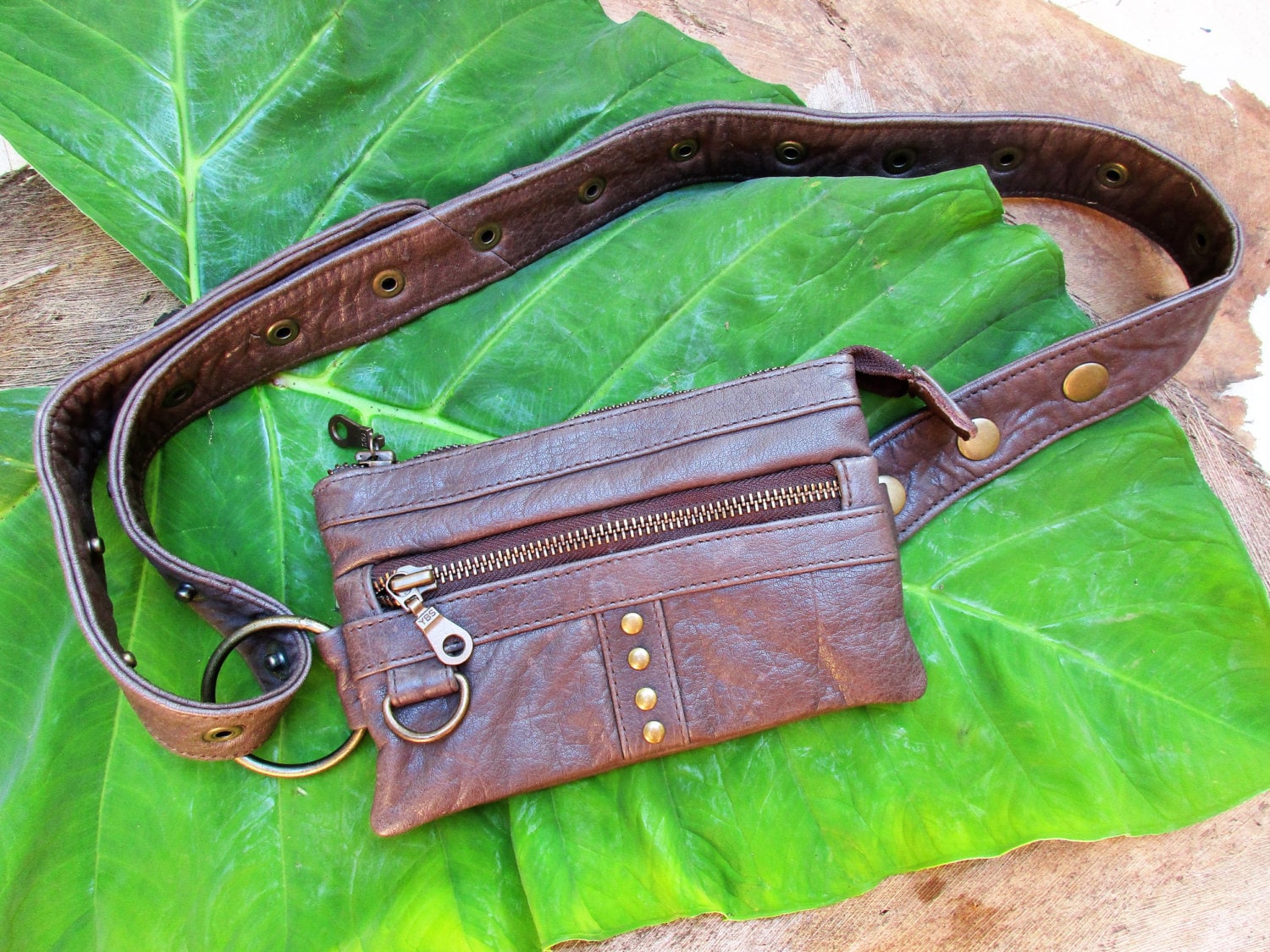 Sac Cabas Banana Republic Daim Marron Foncé - Poignées Laiton Clouté - Occasion Bon état