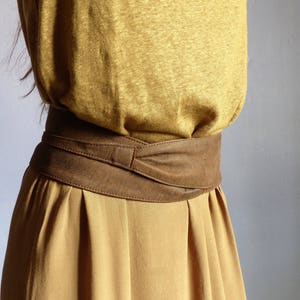 wide belt to tie for women, in soft brown leather, wrap around, secret interior pocket