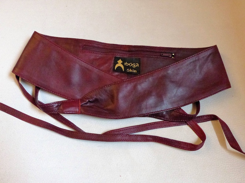 Ceinture large obi femme à nouer ,cuir souple bordeaux ,poche secrète image 4