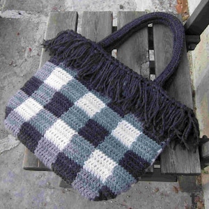 Frilly Plaid Tote Crochet downloadable pattern