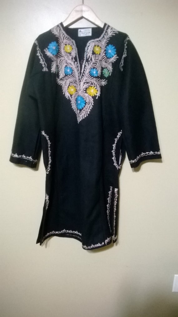 Vintage 1970s 100% Wool Indian Dashiki