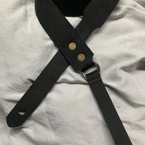 Leather mandolin strap