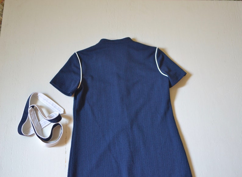 vintage navy shirtwaist with white tie belt 1970s sporty blue dress seventies navy and white nautical frock mediumlarge petite