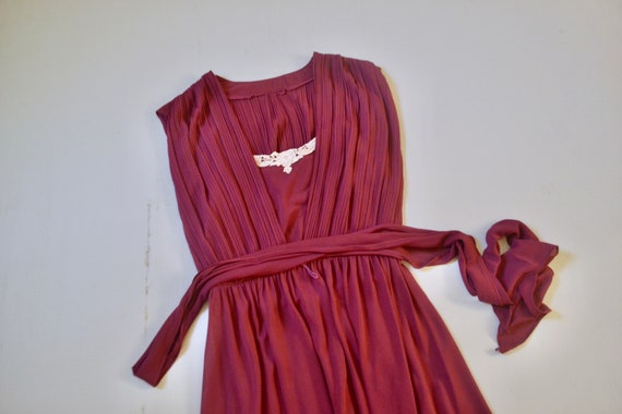 vintage magenta flowy dancing dress // 1970s fuch… - image 4