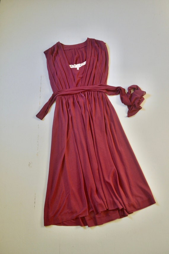 vintage magenta flowy dancing dress // 1970s fuch… - image 2