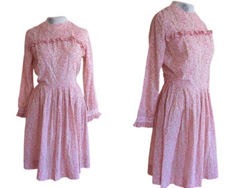 1960s pretty in pink day dress // vintage cotton ruffle dress with pink flowers // seventies feminine picnic dress // medium