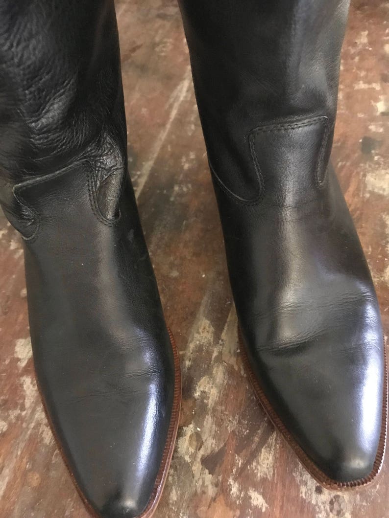 oxblood leather riding boots tall classic 1940s-style boots size 7-8 narrow vintage nine west equestrian boots black