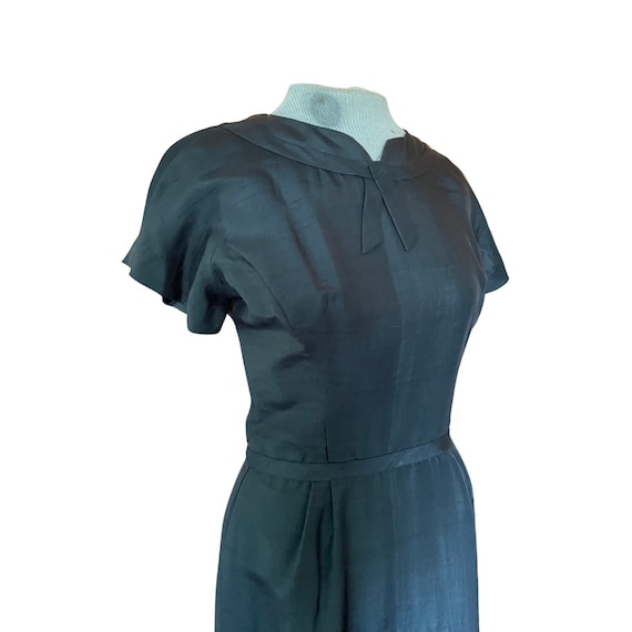 raw silk cocktail dress 2000s Jenny Yoo Iridescent Raw Silk Neutral Designer Cocktail Dress