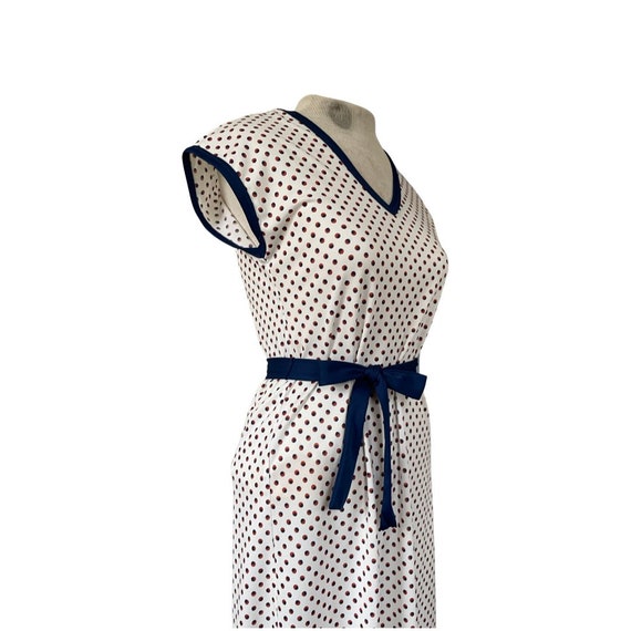 vintage polka dot dress // 1970s white sheath dre… - image 5