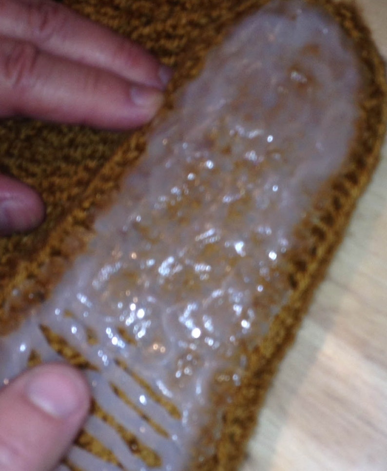 Instruções para solas externas antiderrapantes para chinelos de crochê imagem 2