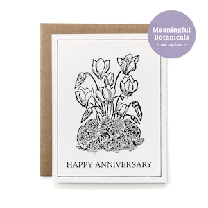 Milieuvriendelijke 100% gerecyclede botanische jubileumkaart - zwart-wit cyclamen