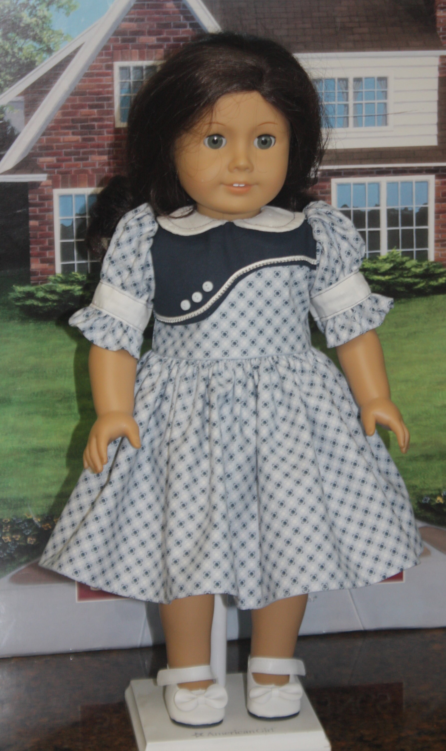 PDF Sewing Pattern Fits American Girl Doll Marie Grace, Addy or Caroline:  Mid-1800s Apron Gown/ Farmcookies Pattern for 18 Dolls 