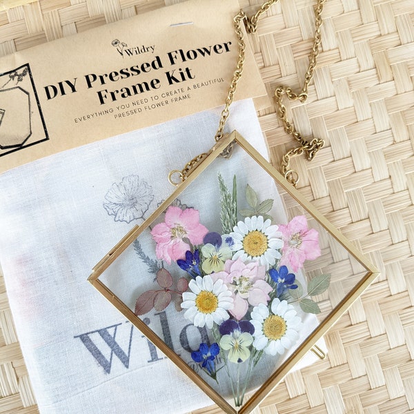 DIY Kit: Pressed Flower Frame