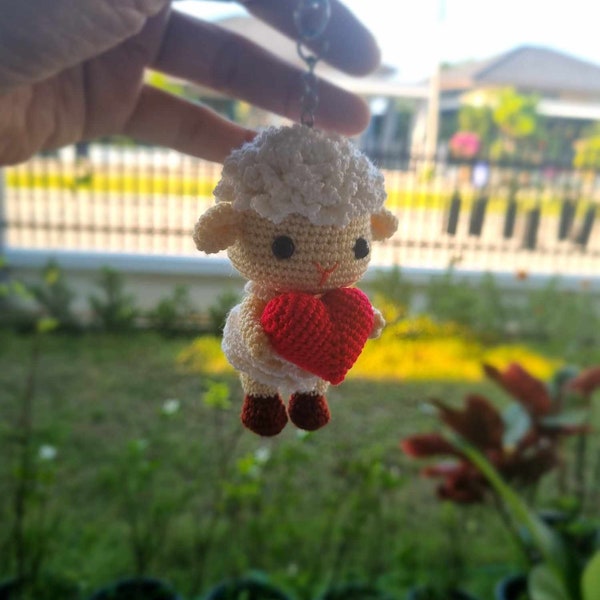 Baby Sheep crochet, Sheep keyring,  sheep crochet Gift ideas,  Gift for her, Little sheep keychain.