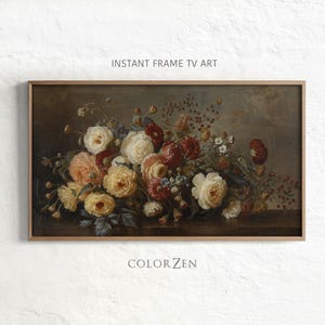 Könnte beinhalten: Ein rechteckiges digitales Kunstwerk mit dem Titel INSTANT FRAME TV ART von COLOR ZEN, das ein Stillleben-Ölgemälde eines üppigen Blumenstraußes mit weißen, gelben, pfirsichfarbenen und dunkelroten Blüten vor einem dunklen Hintergrund zeigt.