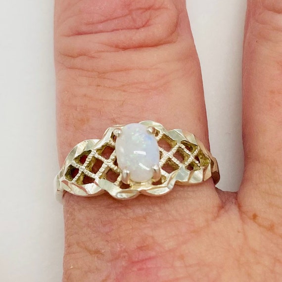 50% OFF! Vintage Opal Sterling Women's Ring, Size… - image 3