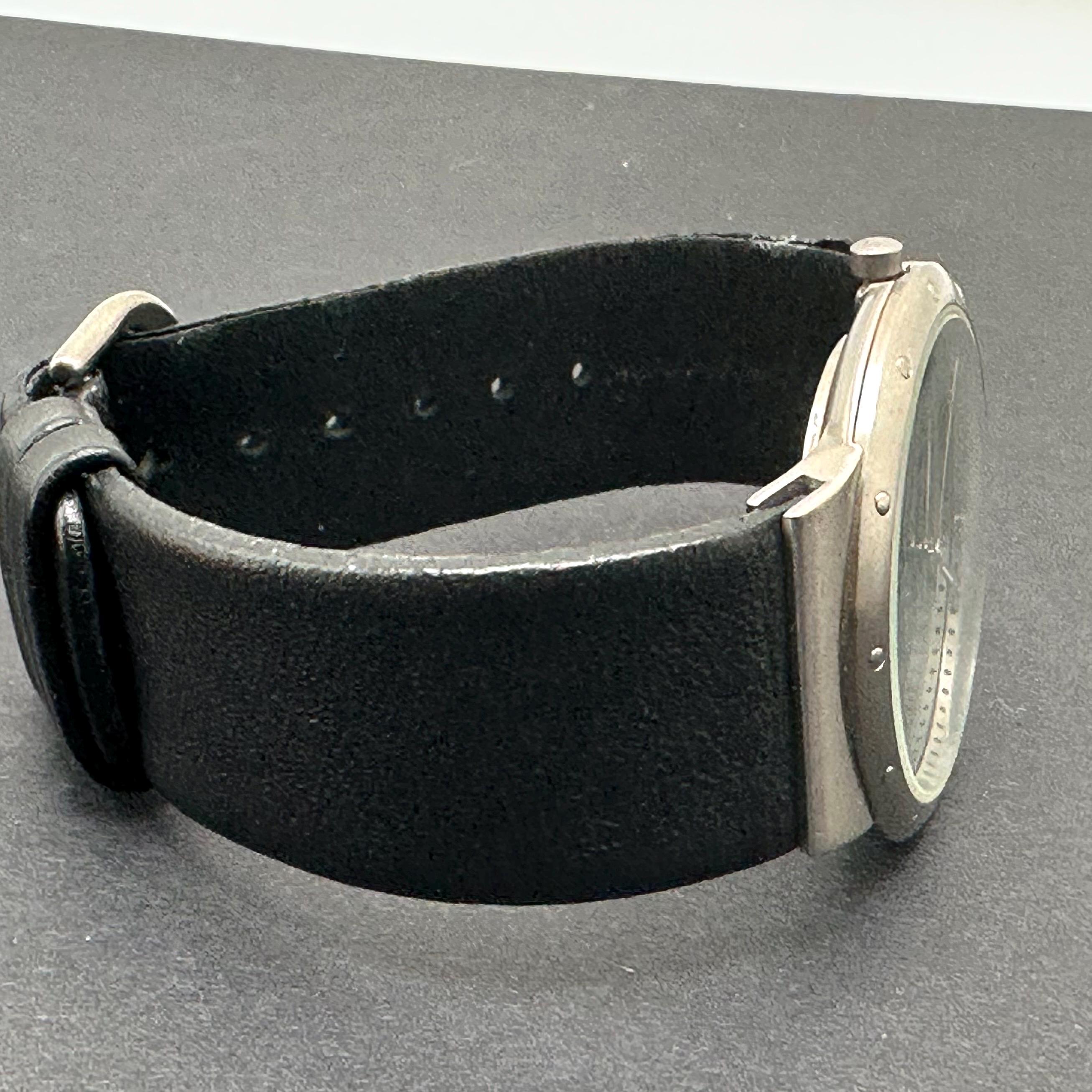 Skagen Denmark circa 1990 Slim Water Resistant Battery Operated Bracelet Watch Vintage Skagen Denmark Slimline Men main image 2