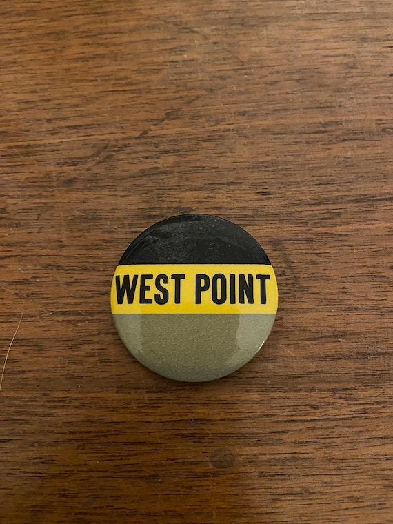 Vintage Collectible Pin Button: Westpoint