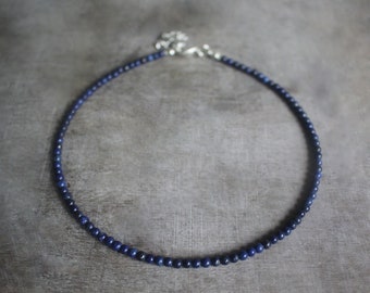 Collar de gargantilla chapado en plata con cuentas de lapislázuli de 3 mm / cuentas de piedras preciosas / cristal curativo de piedra de nacimiento / regalo presente / piedra preciosa azul / amor