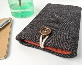 iPhone Case, Herringbone iPhone Sleeve Apple iPhone 15 / 14 / 13 / 12 / 11 Pro, Max Case, Custom Size Padded Phone Pouch