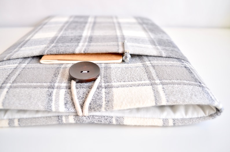 Linen Market Tablet Sleeve - Thumbnail 4