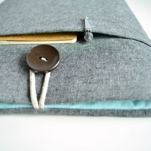 Capa para laptop e Chromebook Charcoal Linen | Tamanhos personalizados | Acolchoada | Moderna e minimalista