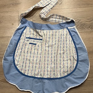 Vintage Handmade Blue Floral Half Apron, Half Apron With Pocket, Vintage Aprons, Kitchen Apron, Half Apron, Kitchen Apron