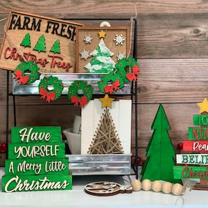 Christmas tree themed tiered tray set