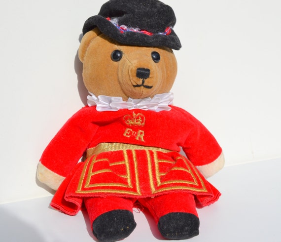 beefeater teddy bear