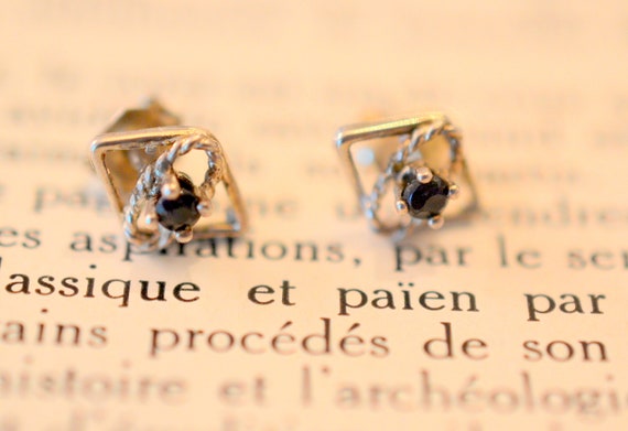 Tiny Vintage Sterling Stud Earring, Simulated Sap… - image 2