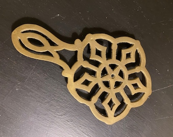 Trivet de latão vintage