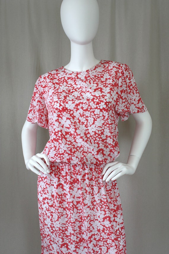 Vintage Coral Pink & White Floral Midi Dress | Sm… - image 3