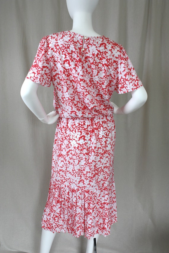 Vintage Coral Pink & White Floral Midi Dress | Sm… - image 8